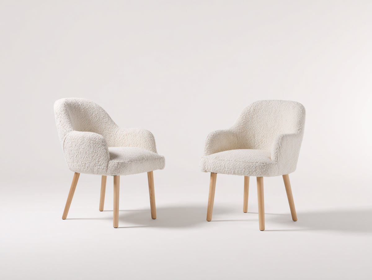 Sillas de comedor 58x60x82 cm - tapizado beige y patas de madera - diseño moderno para salón